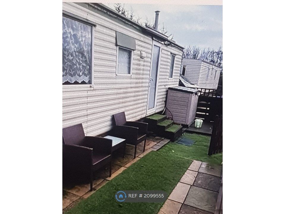 2 bed mobile/park home to rent in Sunset Park, Brackley NN13, £700 pcm