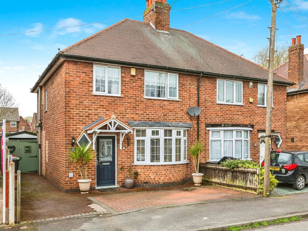 3 bed semidetached house for sale in Broxtowe Drive, Hucknall