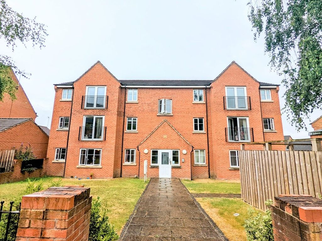 2 bed flat for sale in New Village Way, Churwell, Morley, Leeds LS27