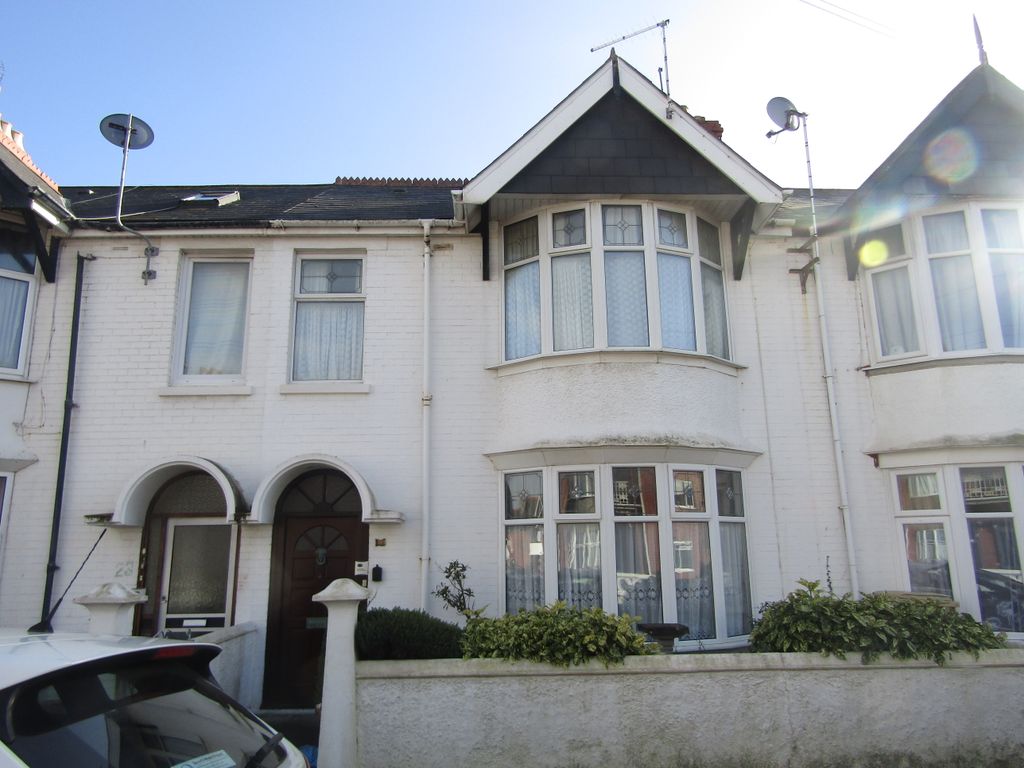 4 bed terraced house for sale in Park Avenue, Porthcawl CF36, £355,000