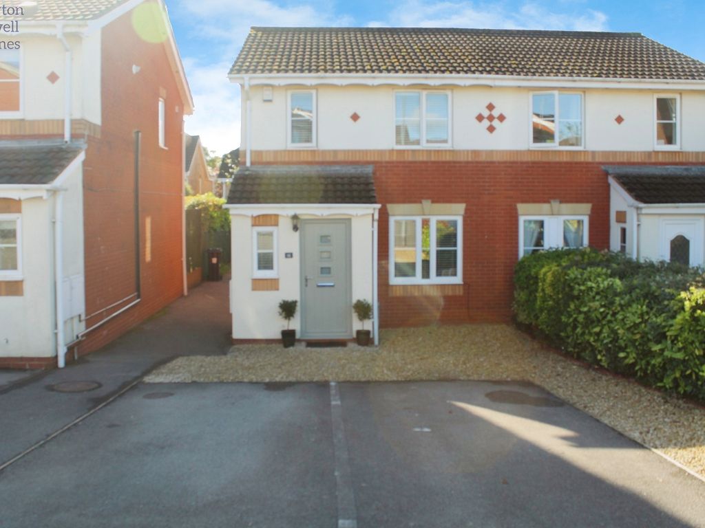 3 bed semidetached house for sale in Clos Onnen, Margam, Port Talbot