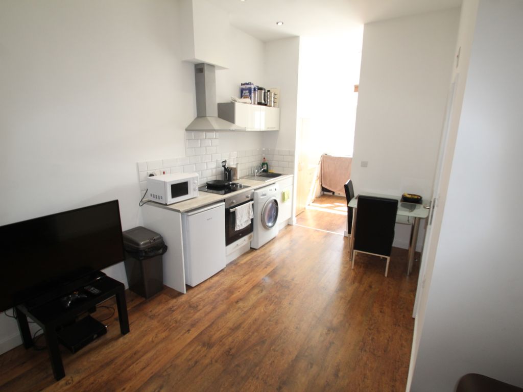 1 bed flat to rent in Southampton Street, Leicester LE1, £675 pcm Zoopla
