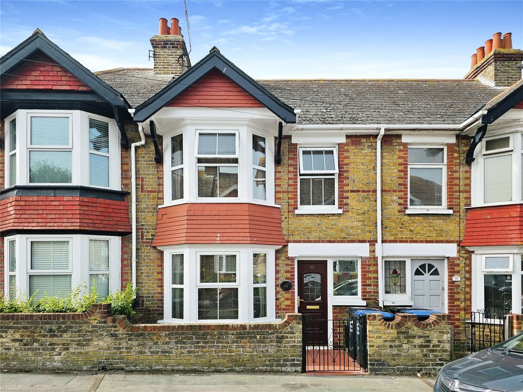 3 bed terraced house for sale in Muir Road, Ramsgate, Kent CT11, £