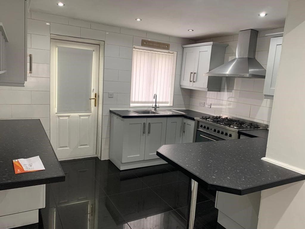 3 bed bungalow to rent in Gerosa Avenue, Winwick, Warrington WA2 Zoopla