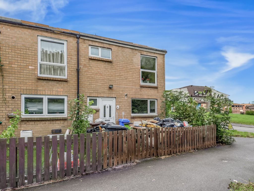 3 bed end terrace house for sale in Langsett Crescent, Sheffield S6, £