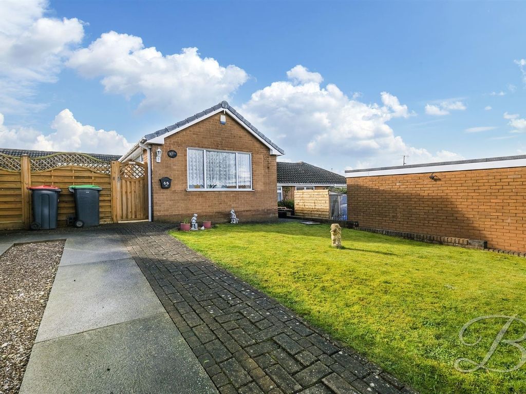 3 bed detached bungalow for sale in Springwood View Close, Huthwaite, SuttonInAshfield NG17