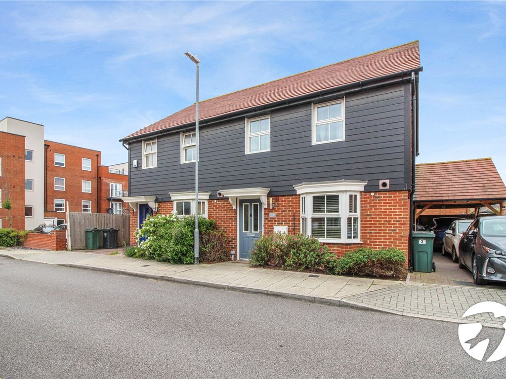 3 bed detached house to rent in Rosina Grove, Castle Hill, Ebbsfleet Valley, DA10, £