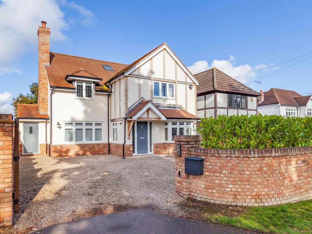 4 bed detached house for sale in Norsey Road, Billericay CM11 Zoopla