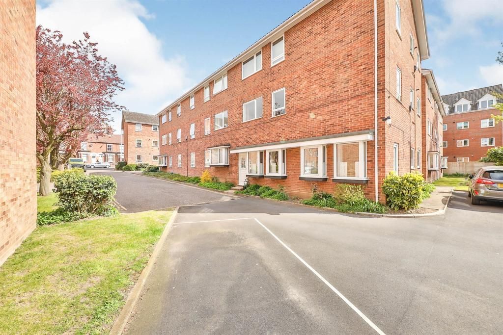 Howard Mews, Norwich NR3  