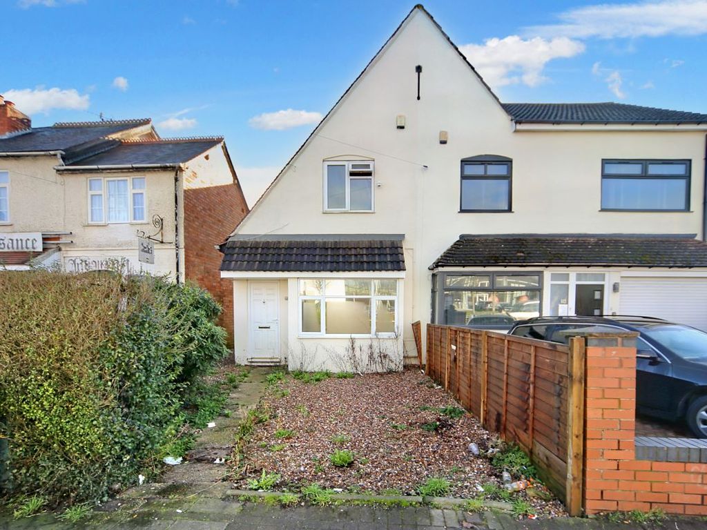 2 bed semidetached house for sale in 16 Marshall Lake Road, Shirley