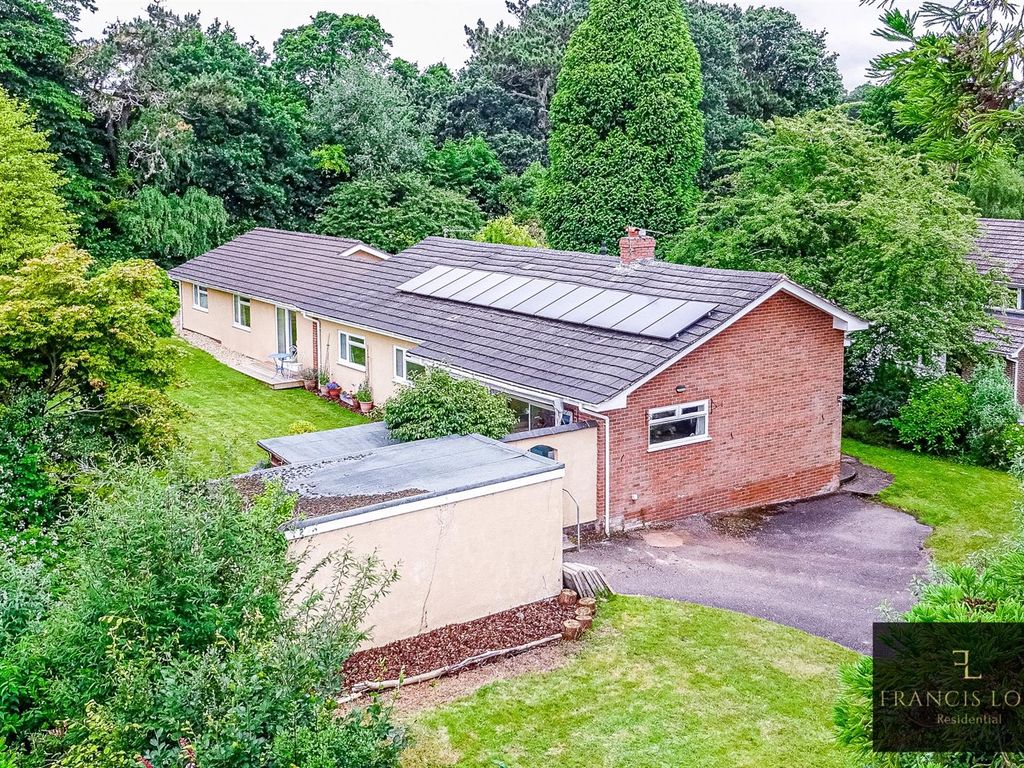 5 bed detached bungalow for sale in Pinefields Close, West Hill, Ottery