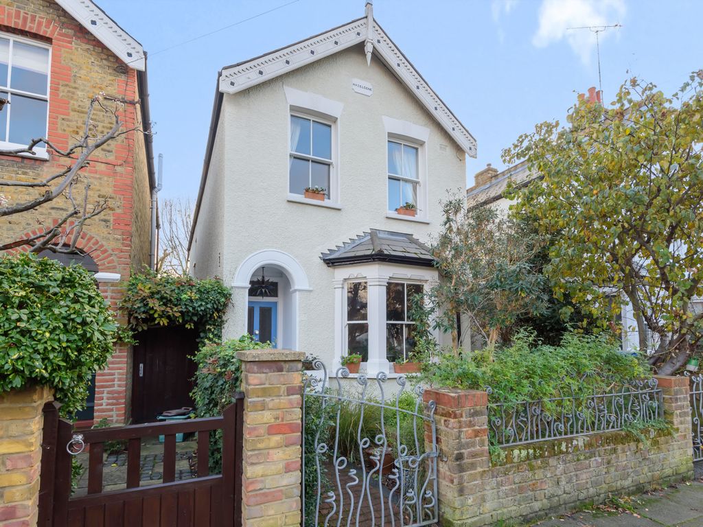 3 bed detached house for sale in Deacon Road, Kingston Upon Thames KT2