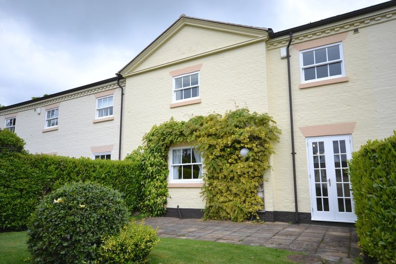 2 bed mews house to rent in 11 The Stables, Rufford New Hall, Rufford