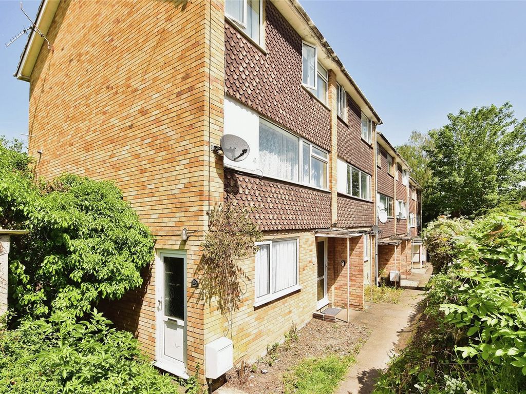 3 bed terraced house for sale in Dixon Close, Maidstone, Kent ME15 Zoopla