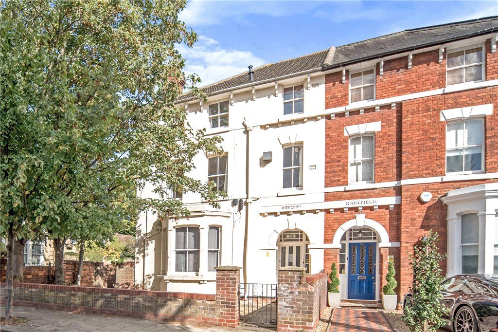 1 bed flat for sale in Chaucer Road, Bedford, Bedfordshire MK40, £