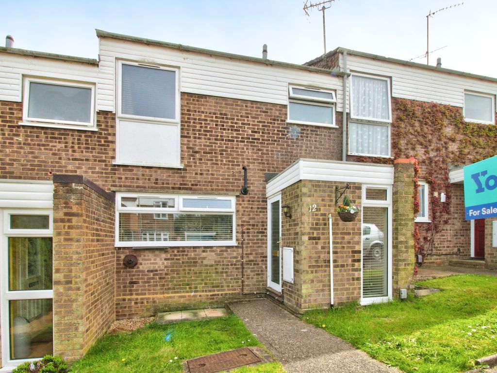 3 bed terraced house for sale in Fritton Close, Ipswich IP2, £215,000