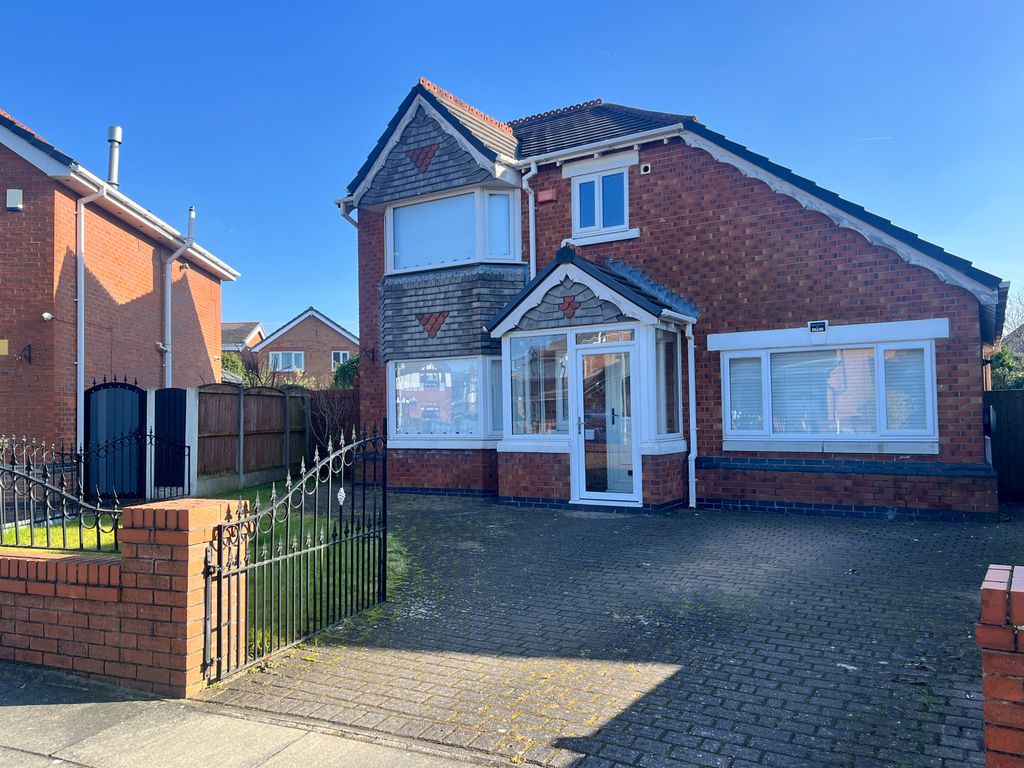 3 bed detached house to rent in Richmond Crescent, Bootle, Liverpool