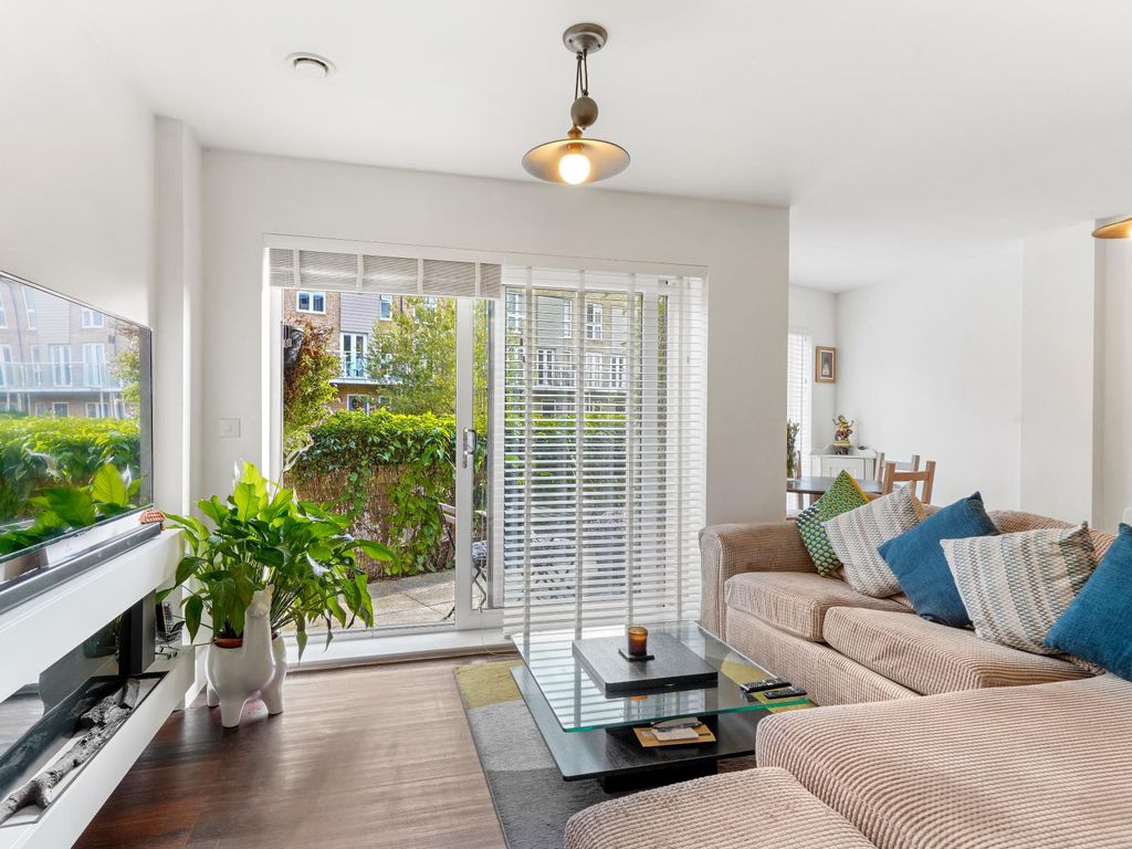 1 bed flat to rent in Nash Mills Wharf HP3, Hemel Hempstead,, £1,150