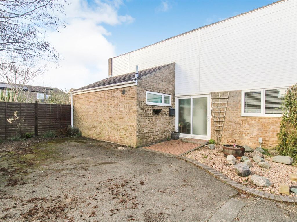 3 bed detached bungalow for sale in Bede Close, Corby NN18, £230,000