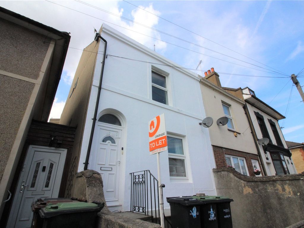 1 bed flat to rent in Dover Road, Northfleet, Gravesend, Kent DA11 Zoopla