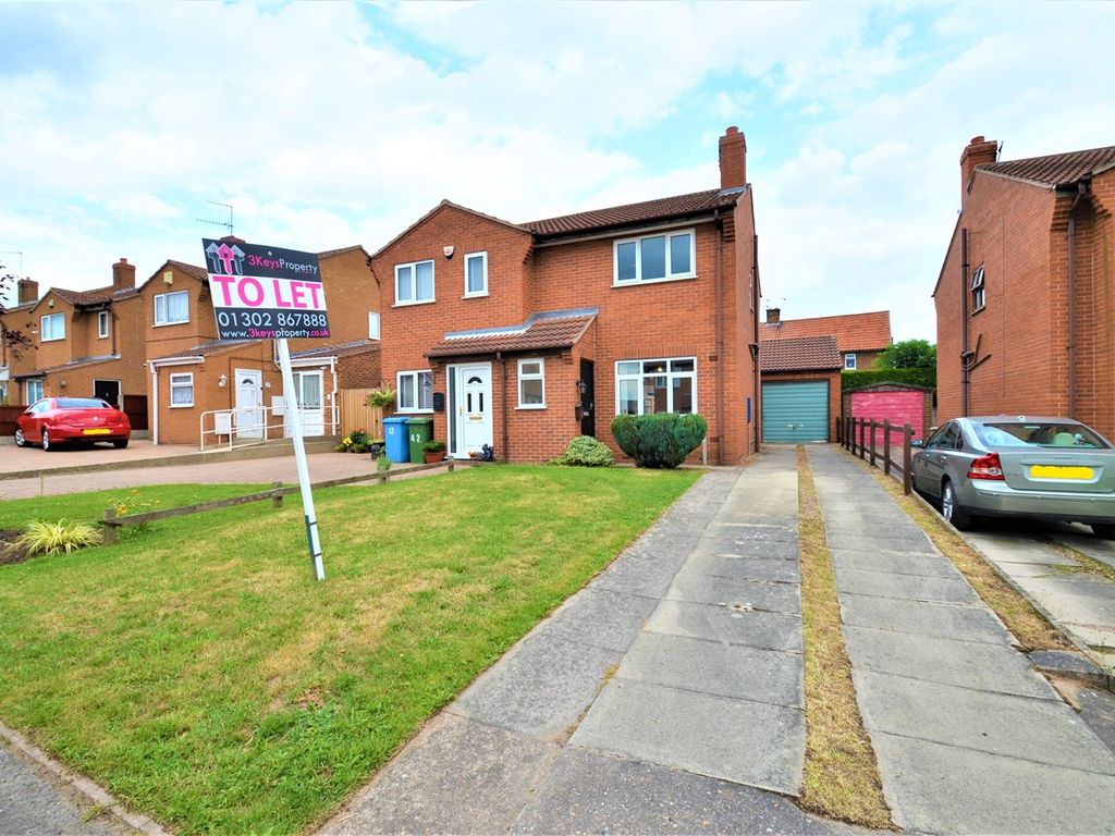 3 bed semidetached house to rent in Whitby Road, Harworth, Doncaster