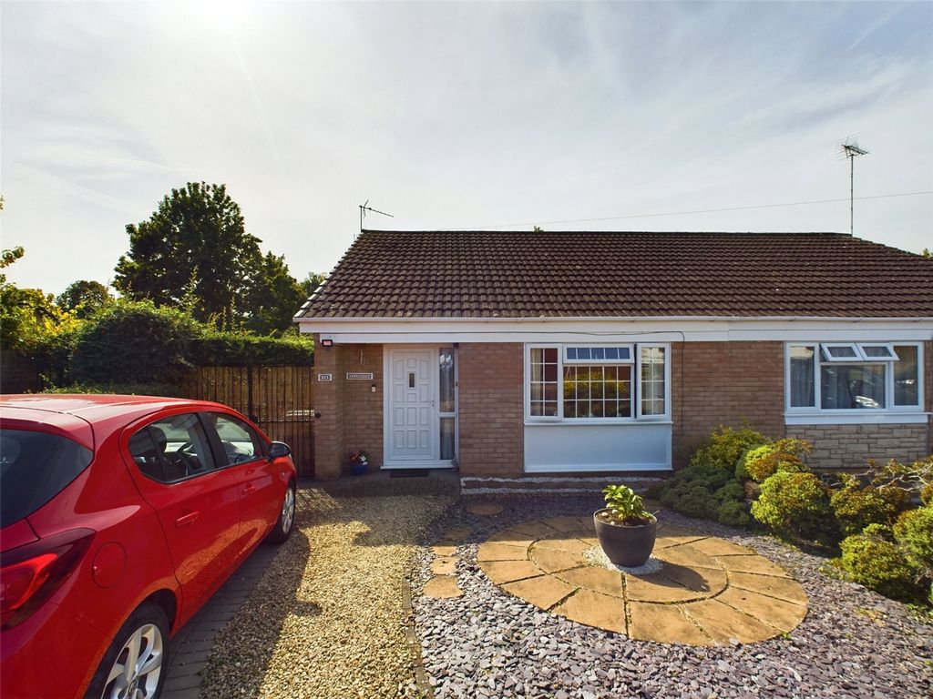 2 bed bungalow for sale in Badger Close, Abbeydale, Gloucester