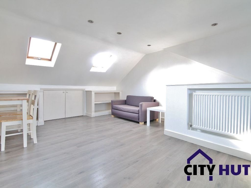 4 bed flat to rent in Vernon Road, London N8 Zoopla