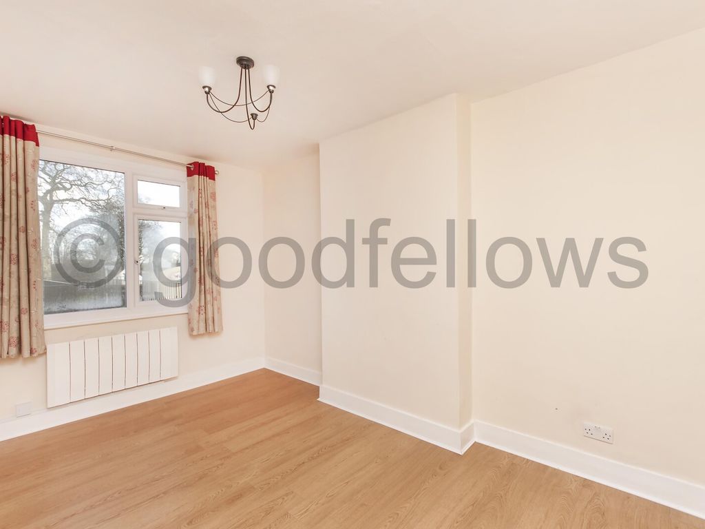 2 bed flat to rent in Green Wrythe Lane, Carshalton SM5 Zoopla