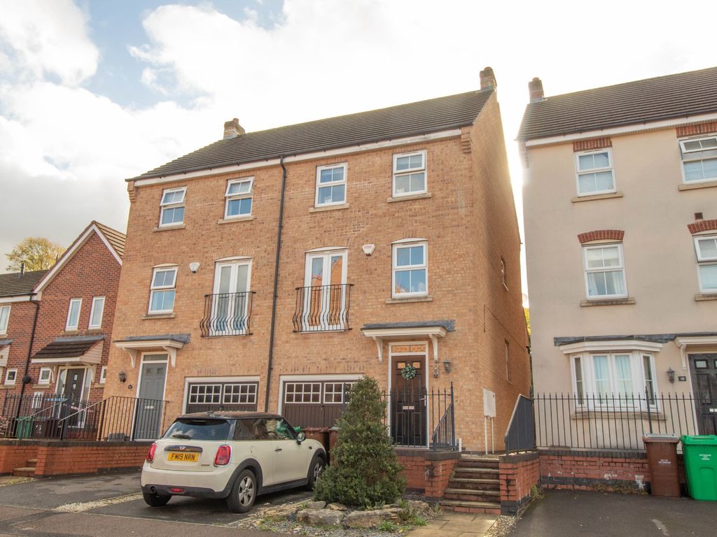 Langdon Close, Nottingham NG5  