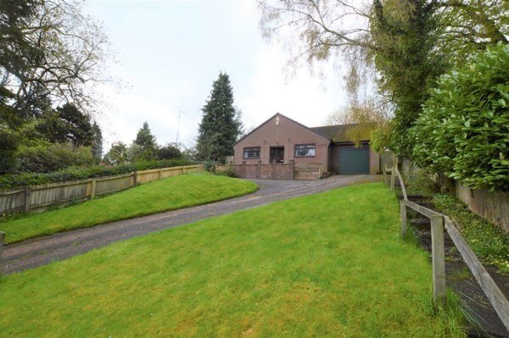 3 bed detached bungalow for sale in Charnes Road, Ashley, Market