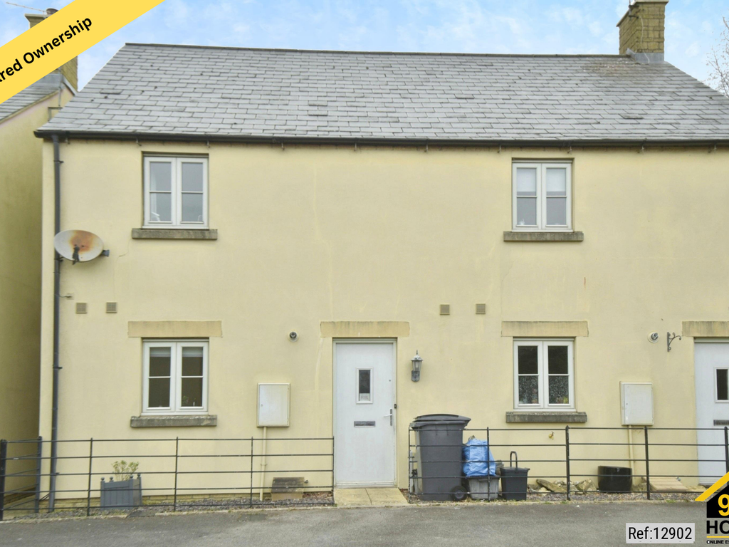 3 bed semidetached house for sale in Gardens, Cirencester