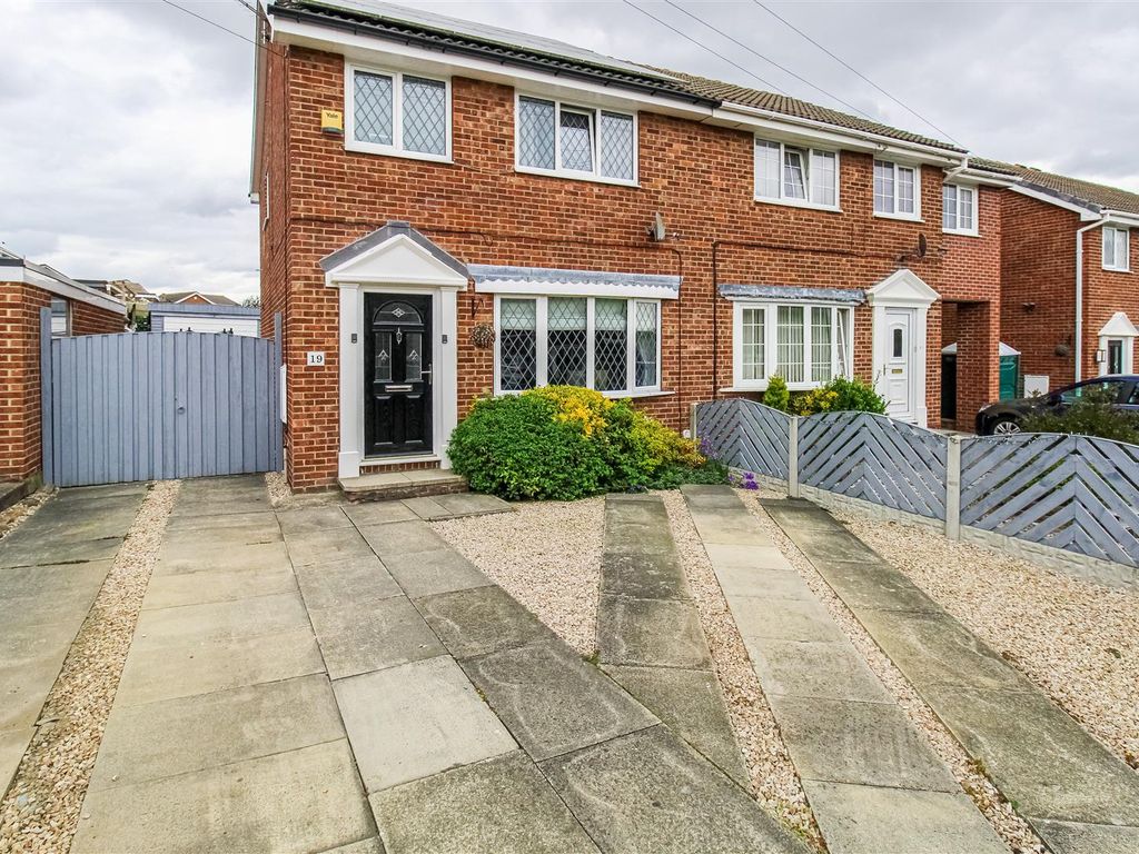 3 bed semidetached house for sale in Whitley Spring Crescent, Ossett