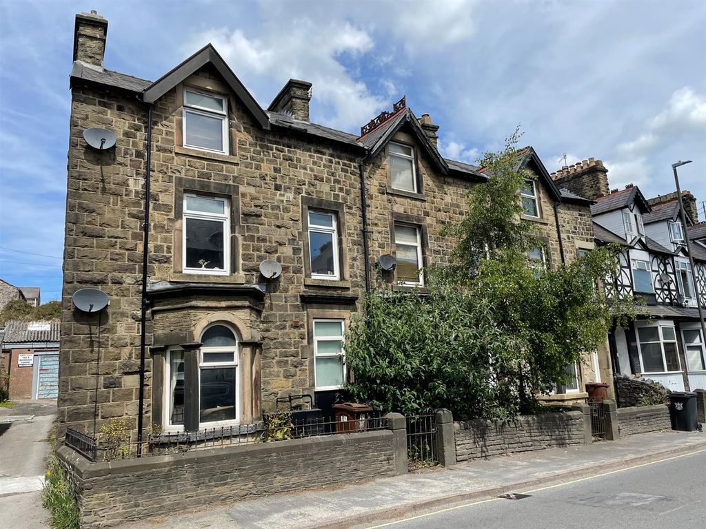 2 bed flat for sale in Dale Road, Buxton, Derbyshire SK17 Zoopla