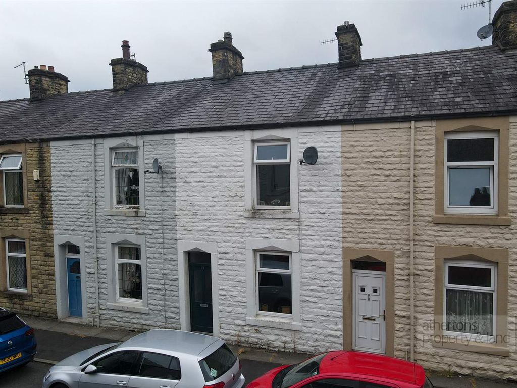 2 bed terraced house for sale in Queen Street, Whalley, Ribble Valley