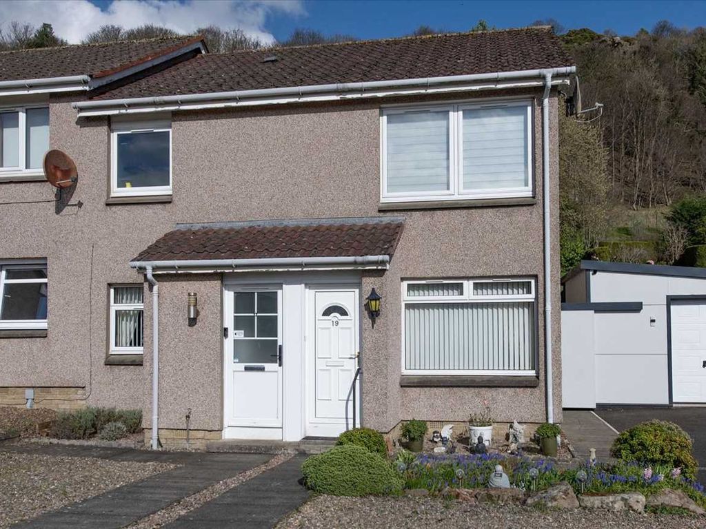 2 bed flat for sale in Macdonald Place, Burntisland KY3, £105,000 Zoopla