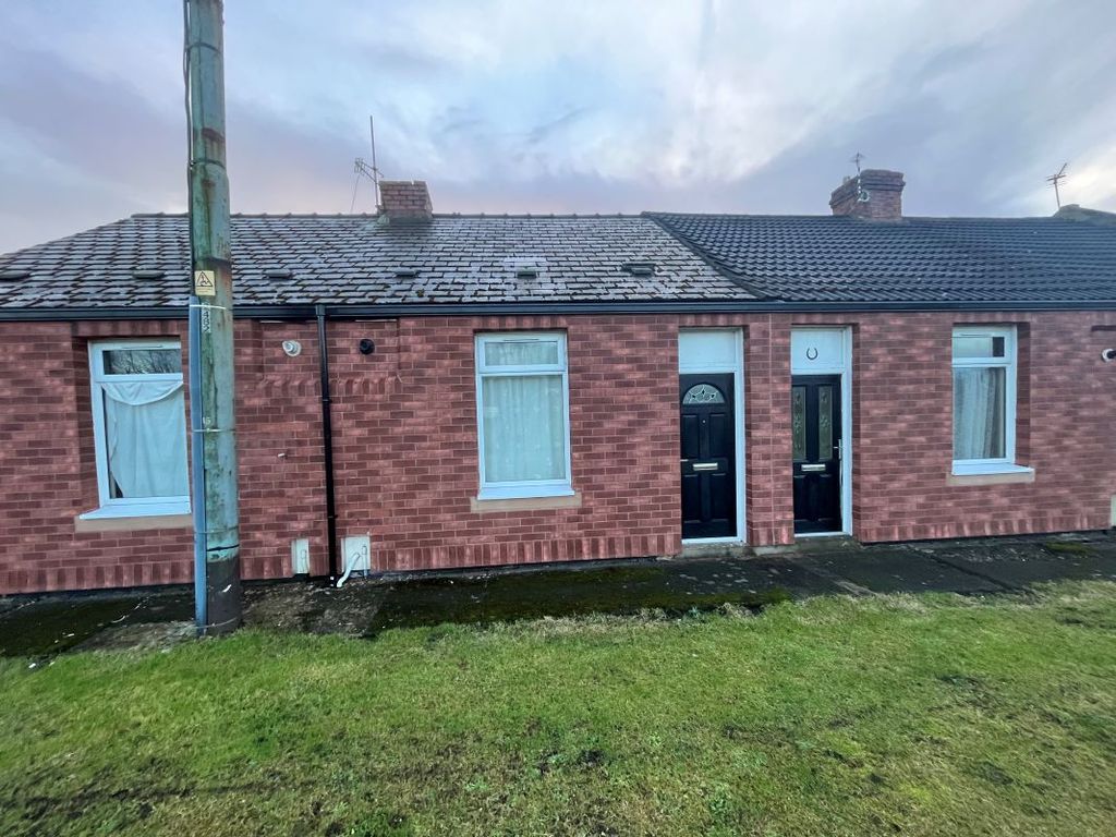 1 bed bungalow for sale in 17 Cumberland Street, Coundon Grange,