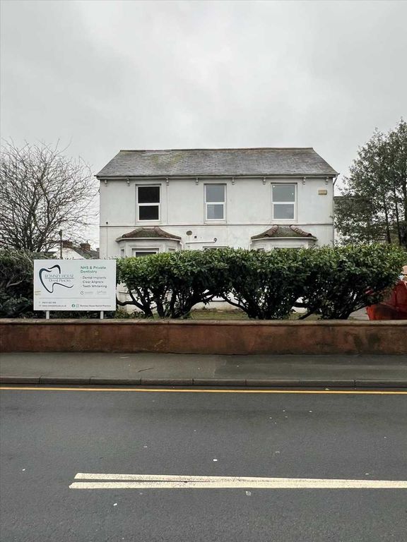 2 bed flat to rent in Hythe Road, Willesborough, Ashford TN24, £1,000