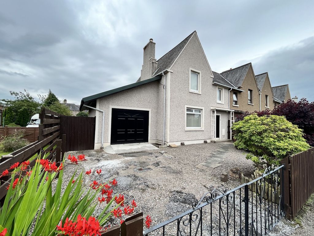 3 bed end terrace house for sale in 69 Laurel Avenue, Dalneigh