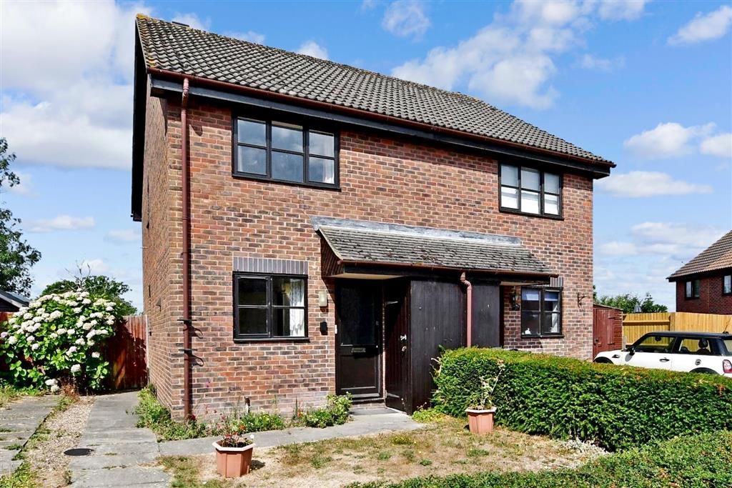 2 bed semidetached house for sale in Cheeselands, Biddenden, Ashford