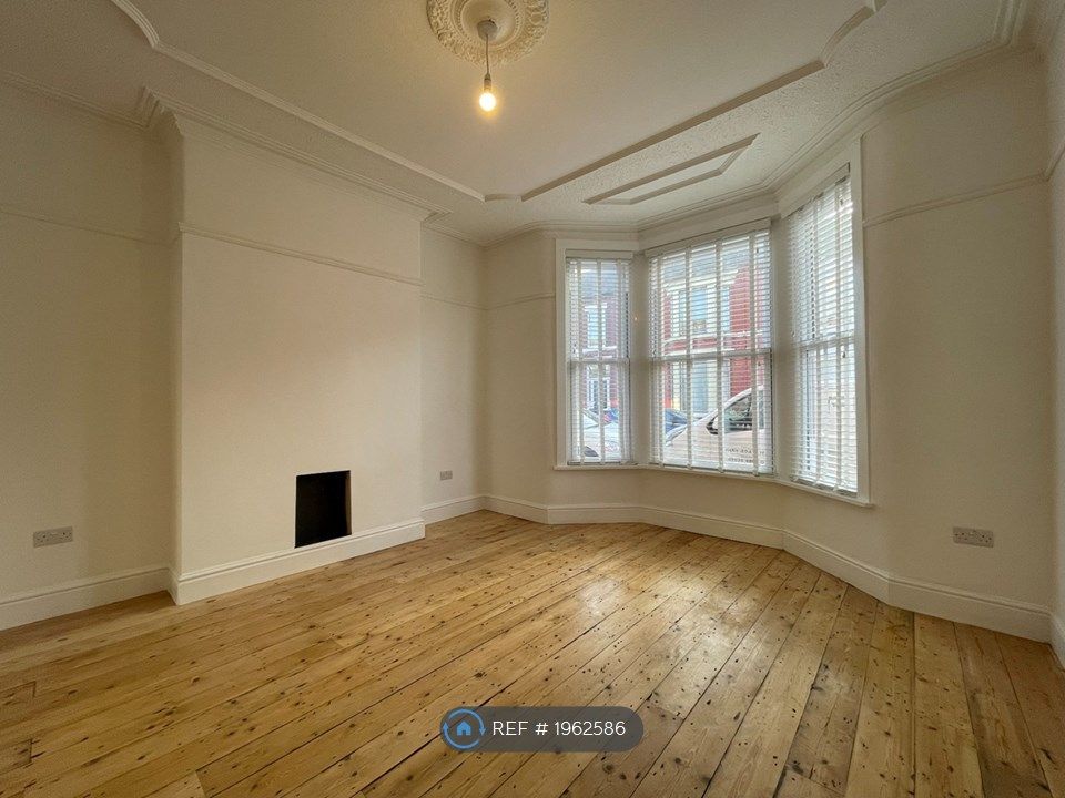 4 bed terraced house to rent in Ashdale Road, Walton, Liverpool L9, £