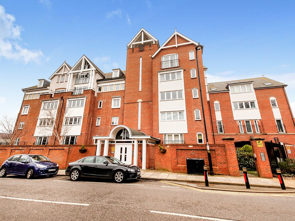 2 bed flat for sale in The Cloisters, Sunderland, Tyne And Wear SR2 Zoopla