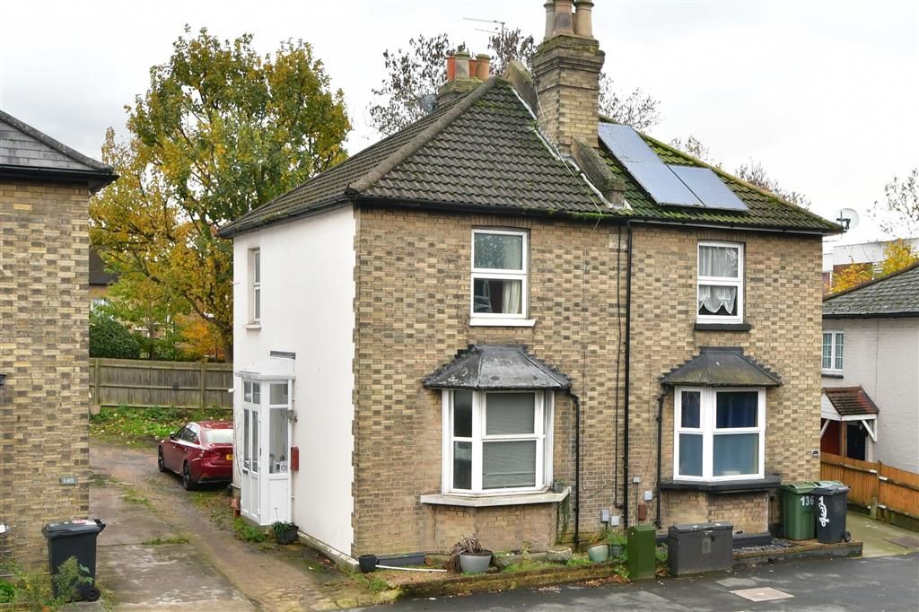 2 bed semidetached house for sale in East Street, Epsom, Surrey KT17