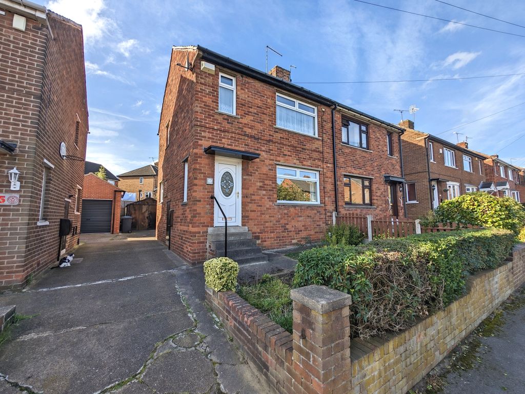 3 bed semidetached house for sale in Flockton Avenue, Handsworth S13