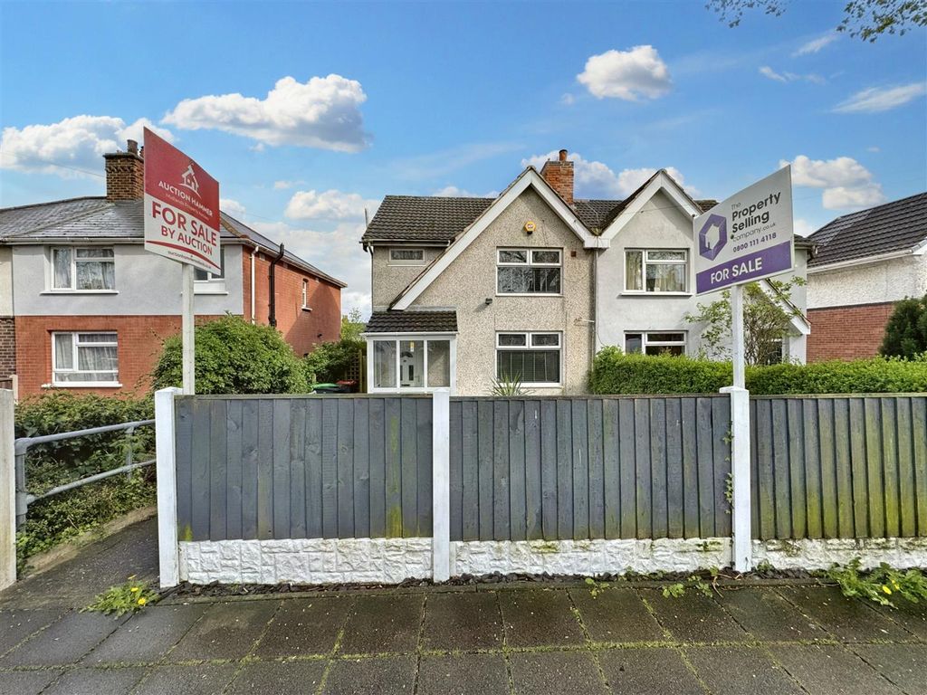 3 bed semidetached house for sale in Central Avenue, Hucknall, Nottingham NG15, £170,000 Zoopla