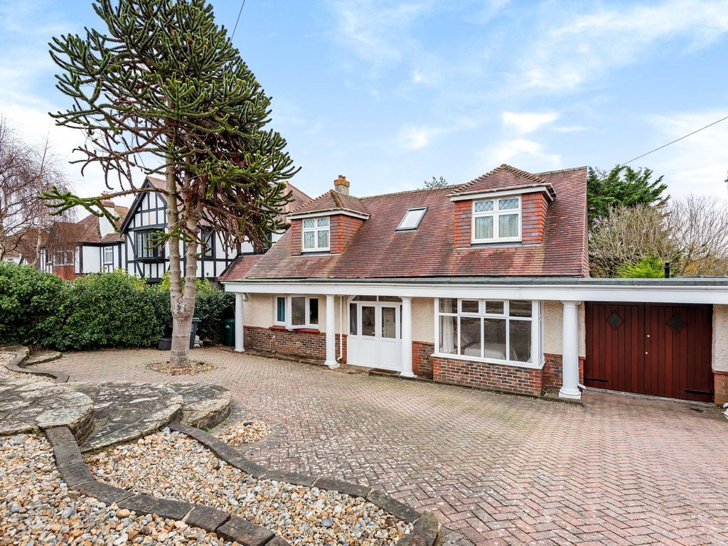4 bed detached house for sale in Benfield Way, Portslade, Brighton BN41
