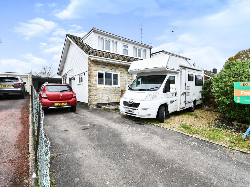 4 bed detached house for sale in Dixton Close, Monmouth NP25 Zoopla