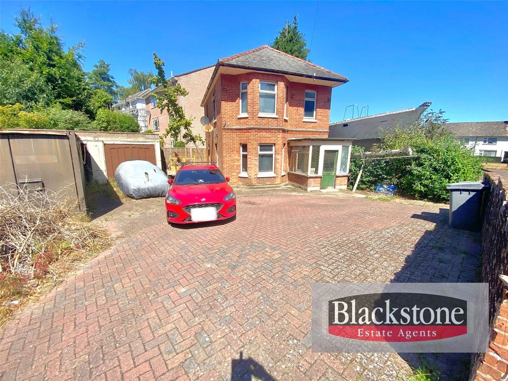 3 bed detached house for sale in Moore Avenue, West Howe, Bournemouth