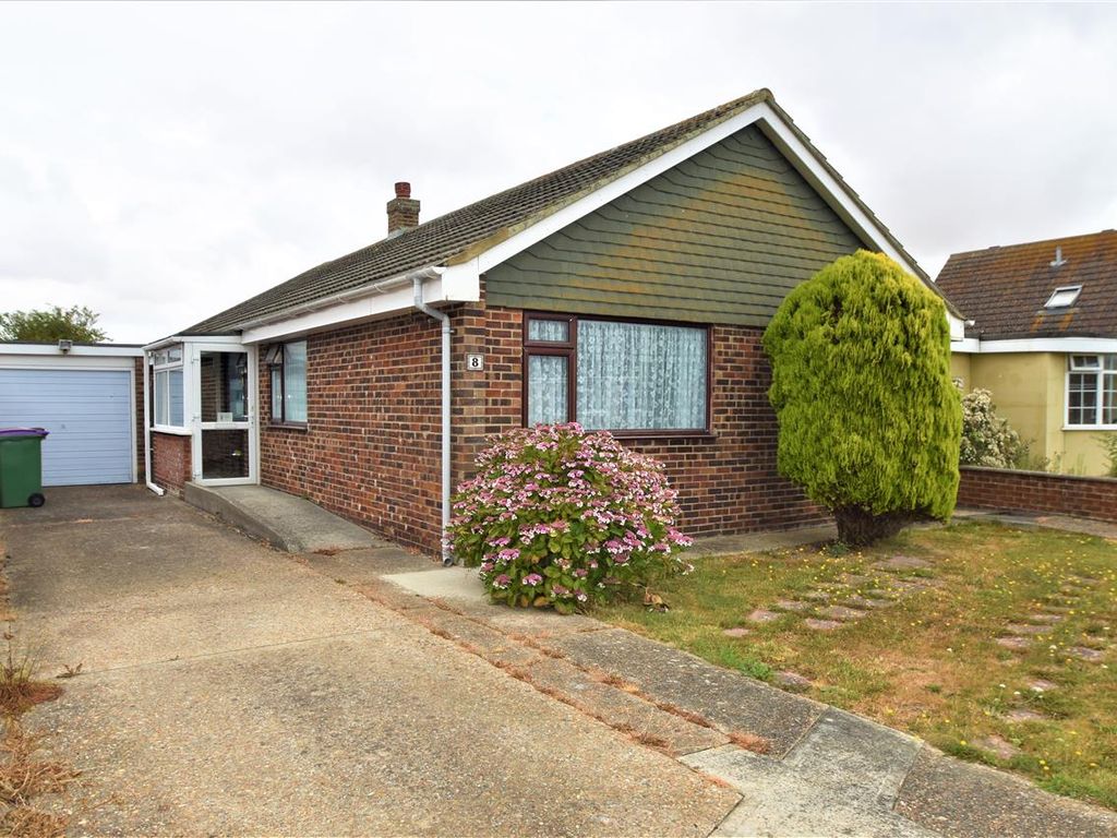 3 bed bungalow for sale in Winton Way, Dymchurch, Romney Marsh TN29, £