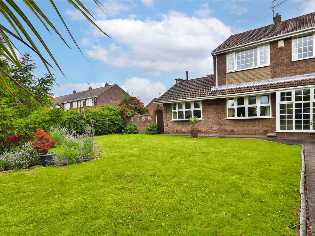 3 bed end terrace house for sale in Newtondale, Hull, East Yorkshire