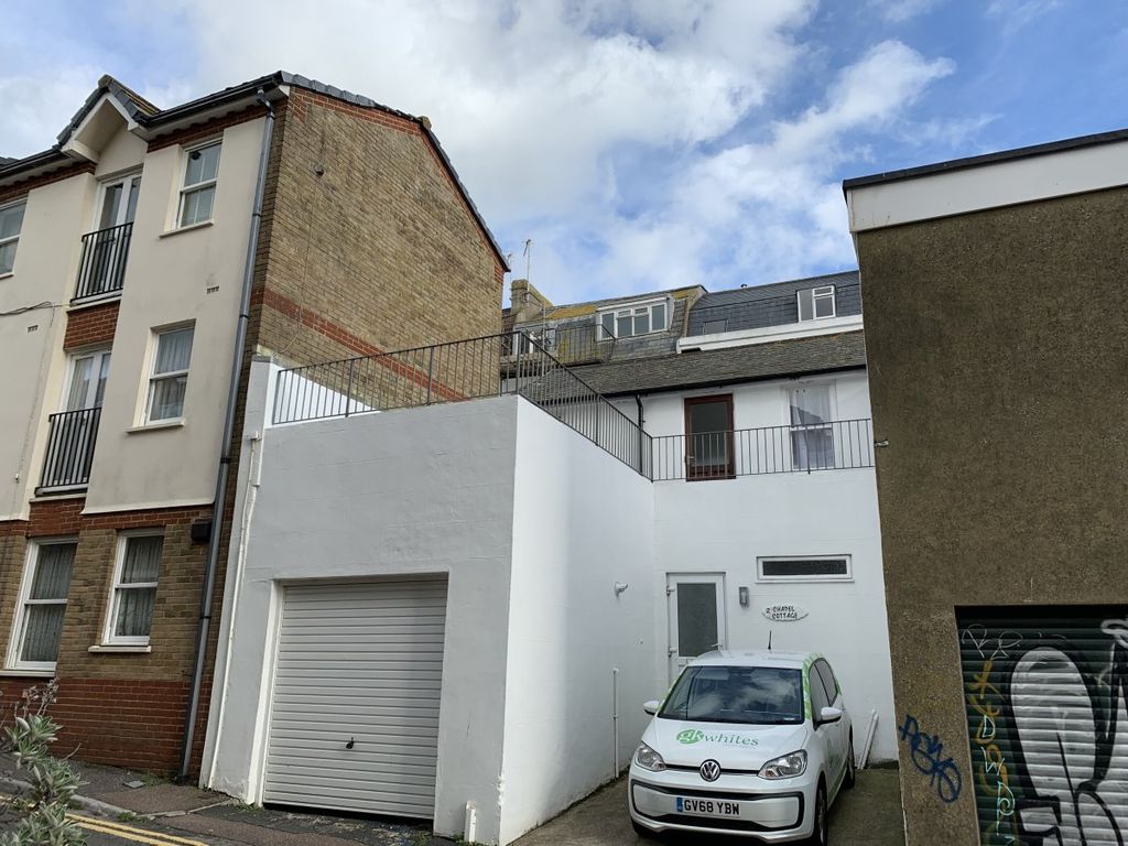 3 bed mews house to rent in Chapel Street, Brighton BN2 Zoopla
